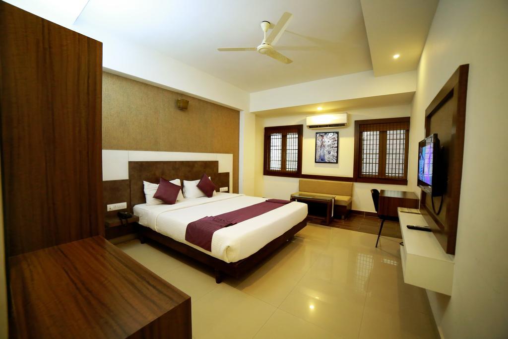 Qik Stay @ S.K. Continental ไมซอร์ ภายนอก รูปภาพ