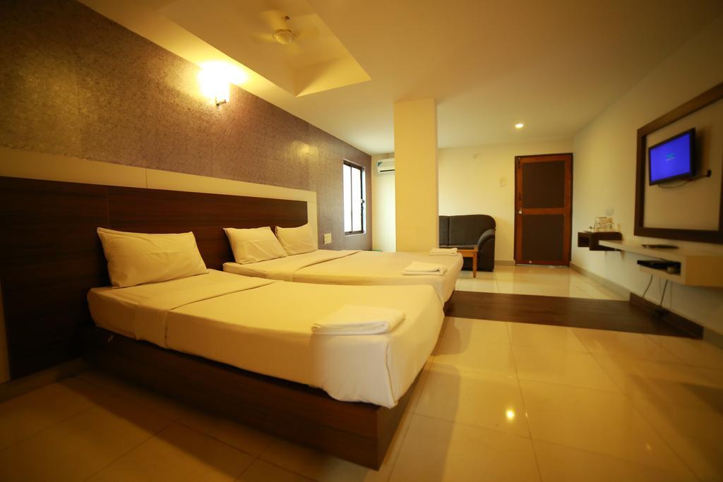 Qik Stay @ S.K. Continental ไมซอร์ ภายนอก รูปภาพ