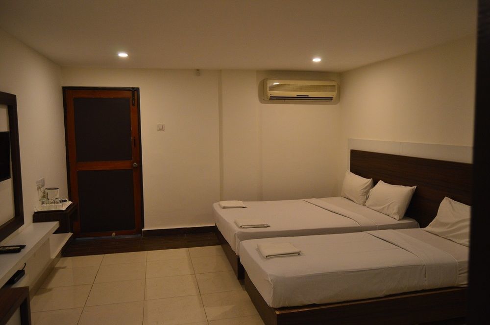 Qik Stay @ S.K. Continental ไมซอร์ ภายนอก รูปภาพ